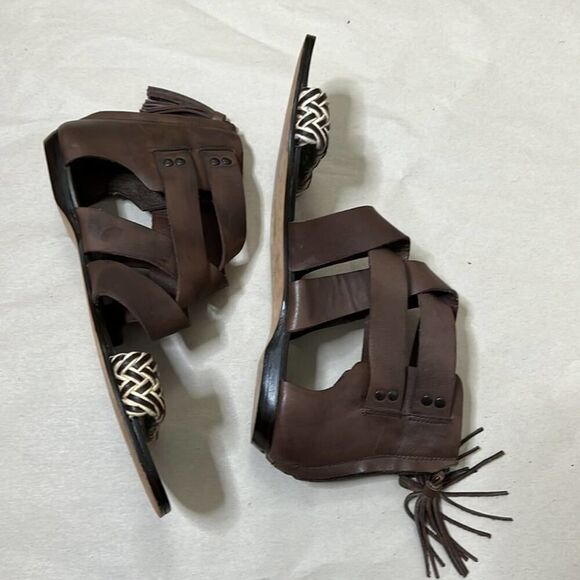 DOLCE VITA LEATHER TASSEL BRAIDED SANDALS SIZE 10 - Picture 4 of 8